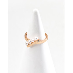 Pearl Ring | Geometric Design