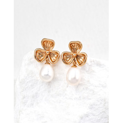 Elegant Four-Leaf Clover Pearl Drop Earrings