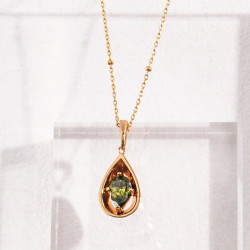 veridia-drop-pendant-necklace